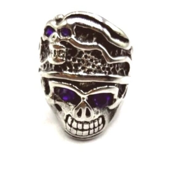 Size 9 - Skull Biker RIng, Blue Stone Eyes - Picture 1 of 4